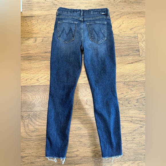 Mother High Waisted Looker Ankle Fray - Picture 3 of 8